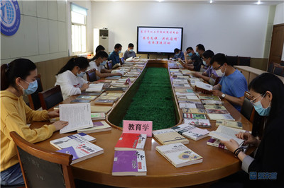 东营市化工学校青年教师举办图书漂流活动